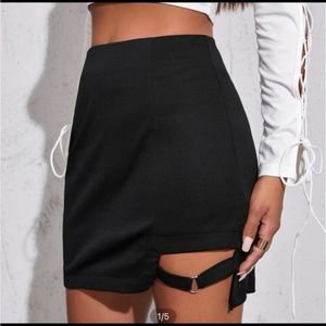 Large gothic skirt